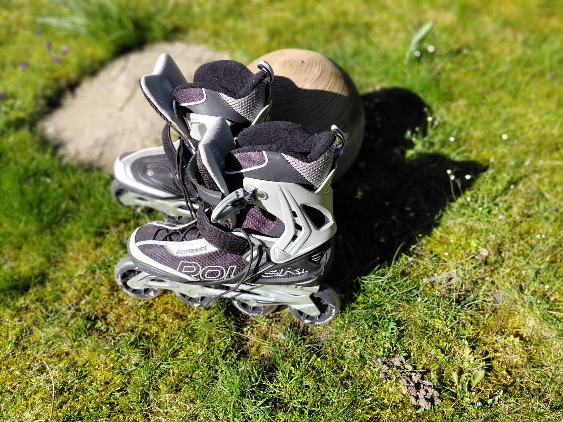 Pattini in linea & Pattini a rotelle: Rollers en ligne Rollerblade, pointure 43 – Usato da Yverdon-les-Bains venduto da sac_8ztx