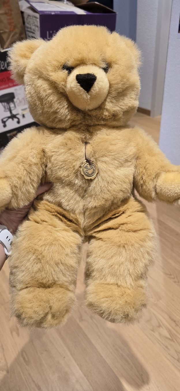Jouets: Baki Teddybär Stofftier braun – D'occasion à Boll par BernerIn_89