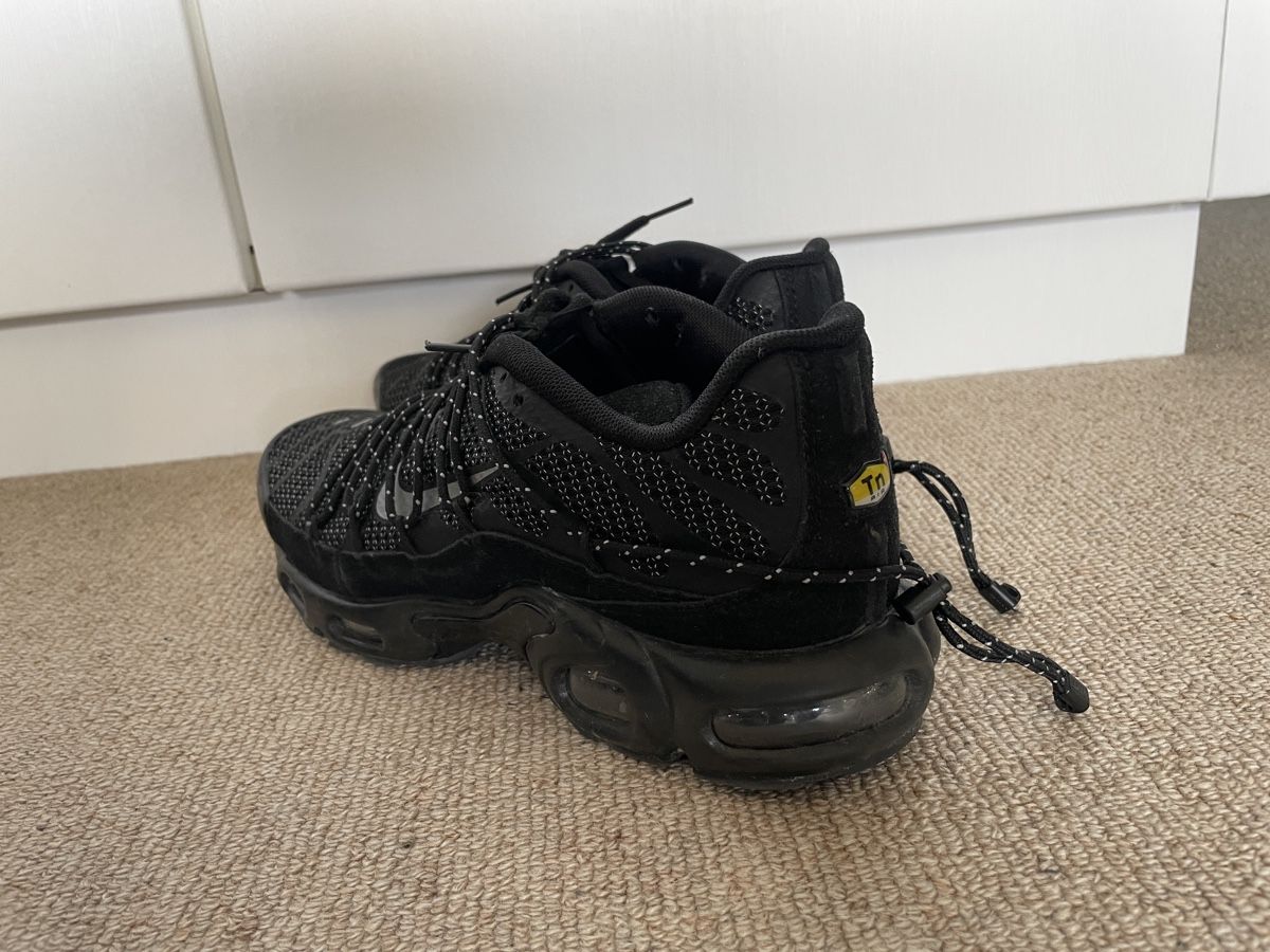 Nike Scarpe da uomo: Nike Tn Air Max Plus Toggle Black Reflective 46 – Usato da Krattigen venduto da adi_9bfb 2