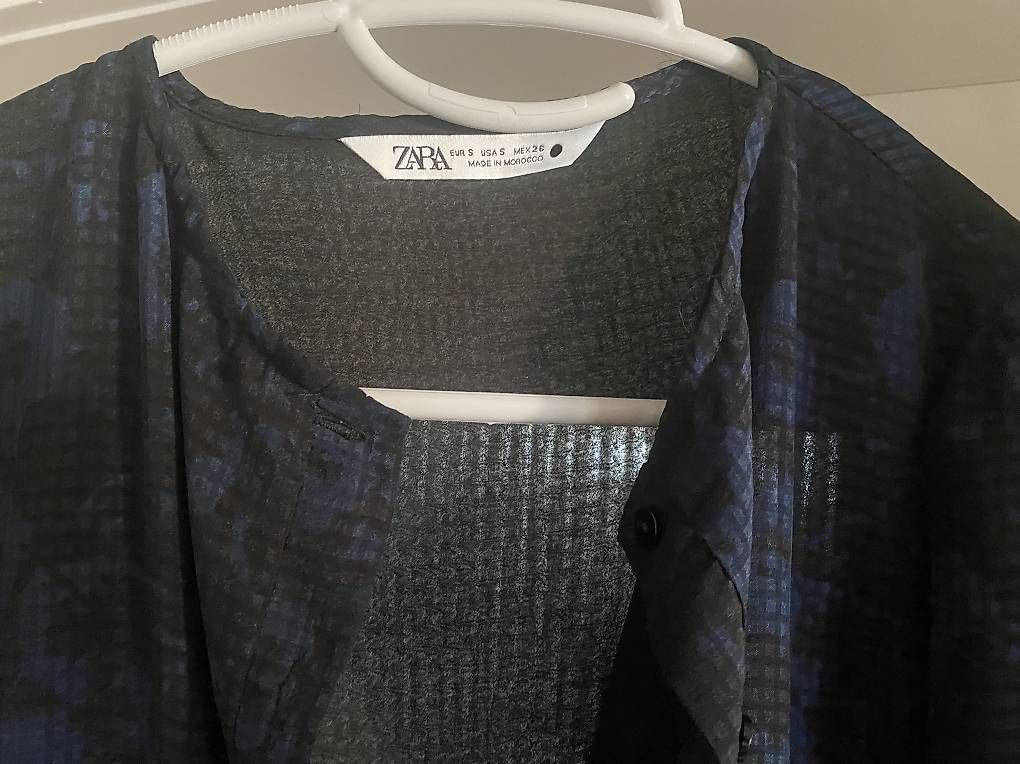 Zara Chemisiers: Zara Kleid , Gr. S, Schwarz/Blau – D'occasion à Baar par mathias.und.mandy 1