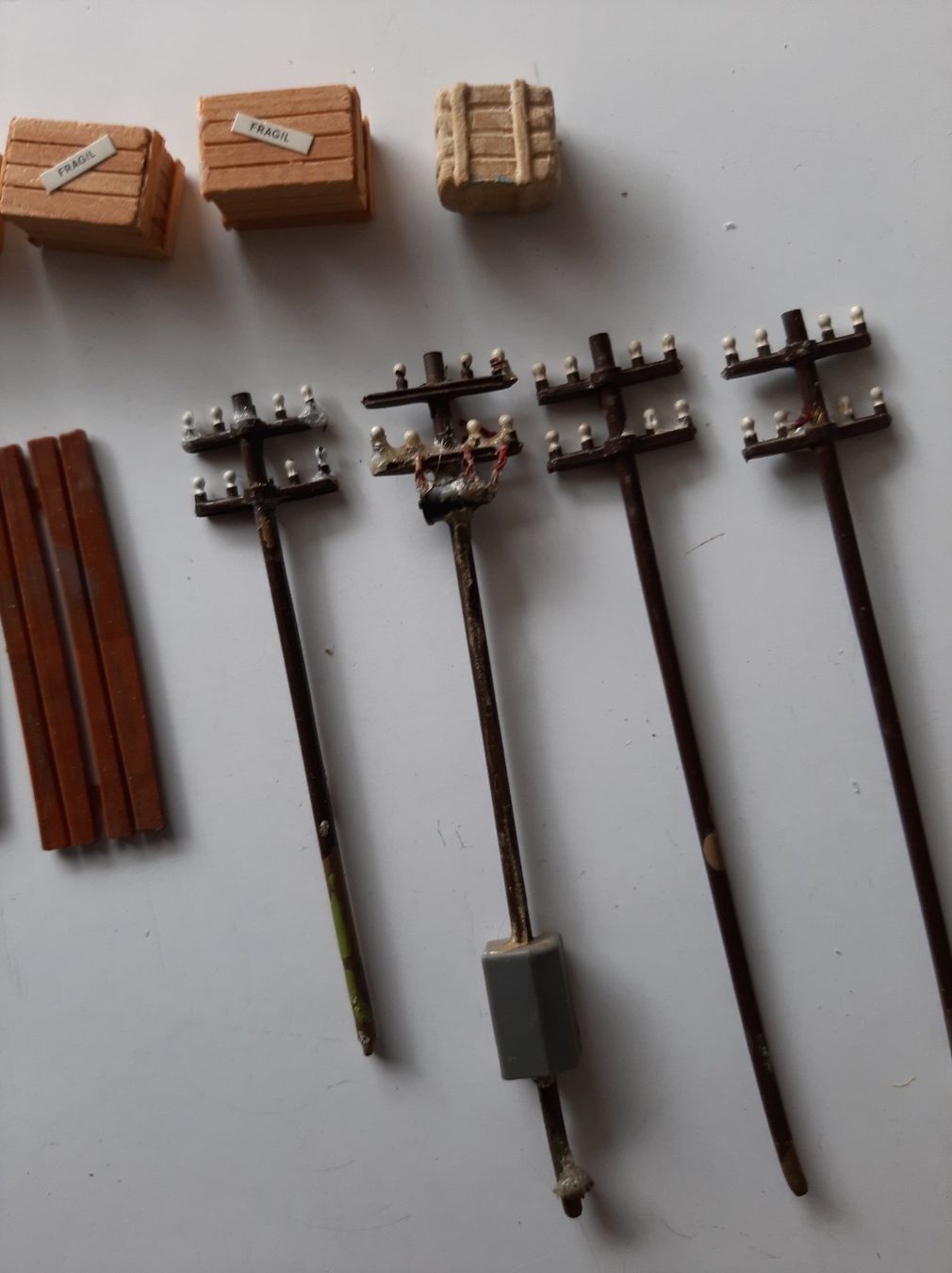 Modellini di ferrovie: H0/H0m Konvolut Accessoires – Nuovo (secondo la descrizione) da Thun venduto da Schwarzsee48 3