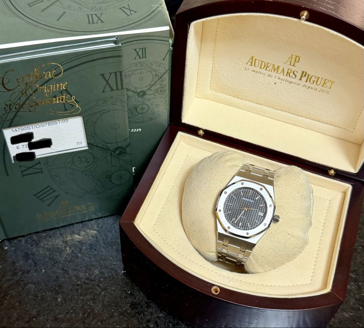 Audemars Piguet Montres: Audemars Piguet Royal Oak 14790ST – D'occasion à Zürich par WATCHROOM
