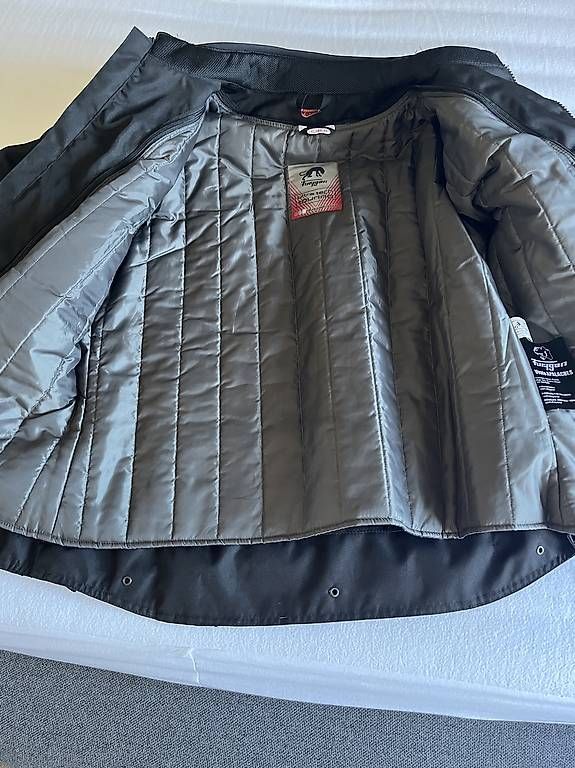 Giacche: Veste moto parfait état  – Usato da Genève venduto da Jippe52 1