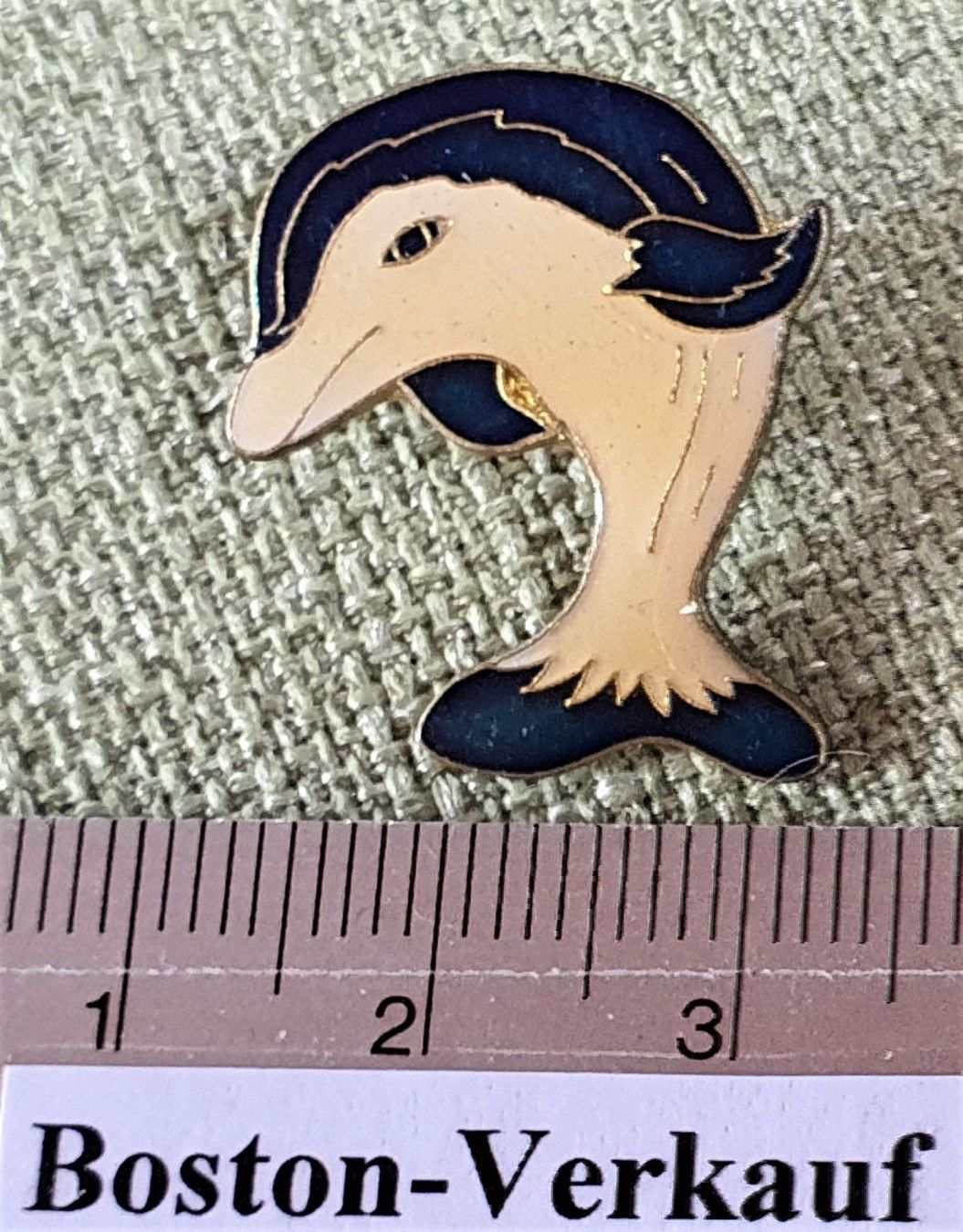 Placchette & Badge: D622 - Pin Delfin – Usato da Reinach BL venduto da Boston-Verkauf 1