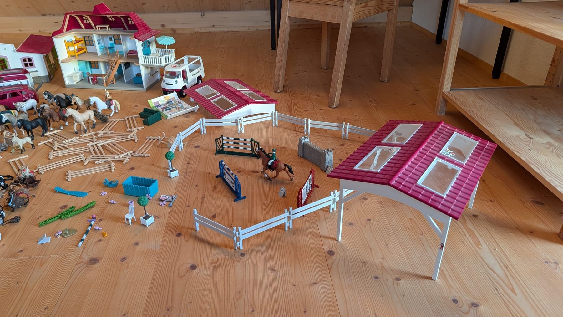 Schleich Giocattoli: XXL Paket Schleich Reiterhof – Usato da Lenzburg venduto da chriggiesmalls 8