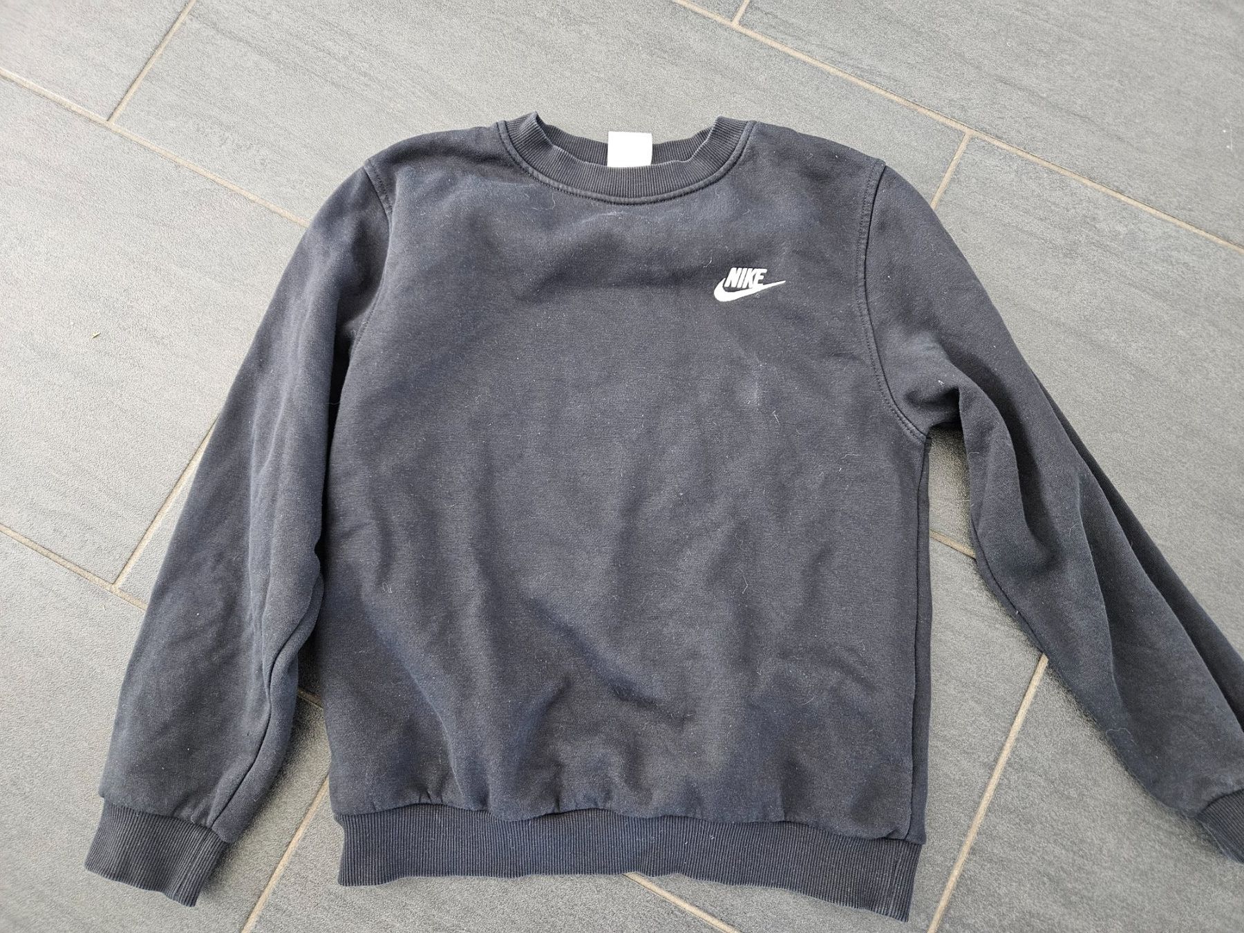 Nike Pulls & Sweat-shirts: Nike Pullover – D'occasion à Walperswil par Jacquelaeng