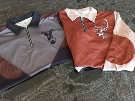 2 neue langarm Polo Shirt mit Hirschmotiv, 1 Stück möglich