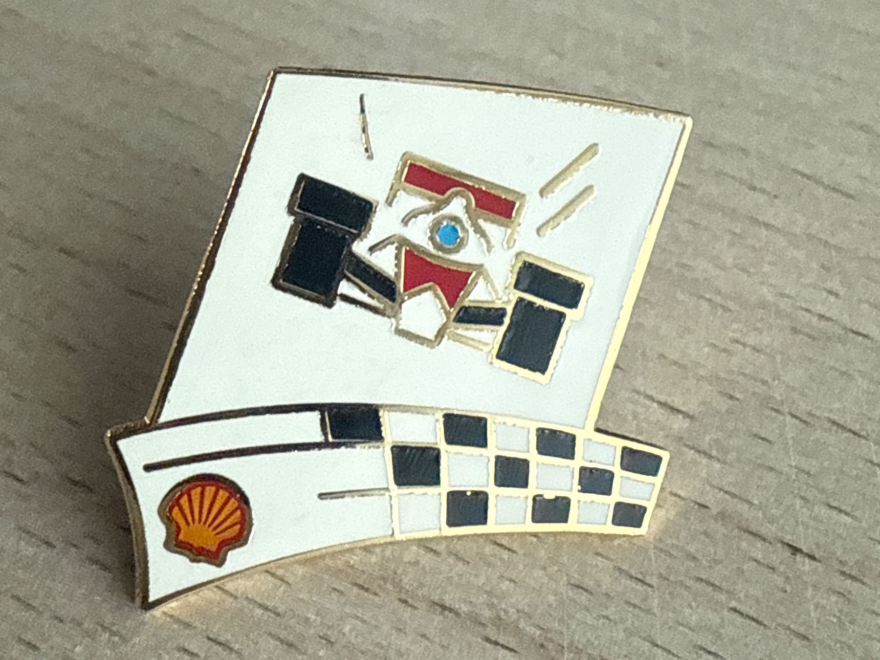 Plaquettes & Badges: Pin Shell – D'occasion à Glattbrugg par Schweigmatt