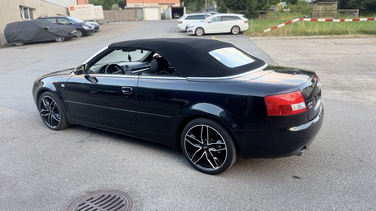 Autos: AUDI A4 CABRIOLET AUTOMAT – D'occasion à Wittenbach par lindi.