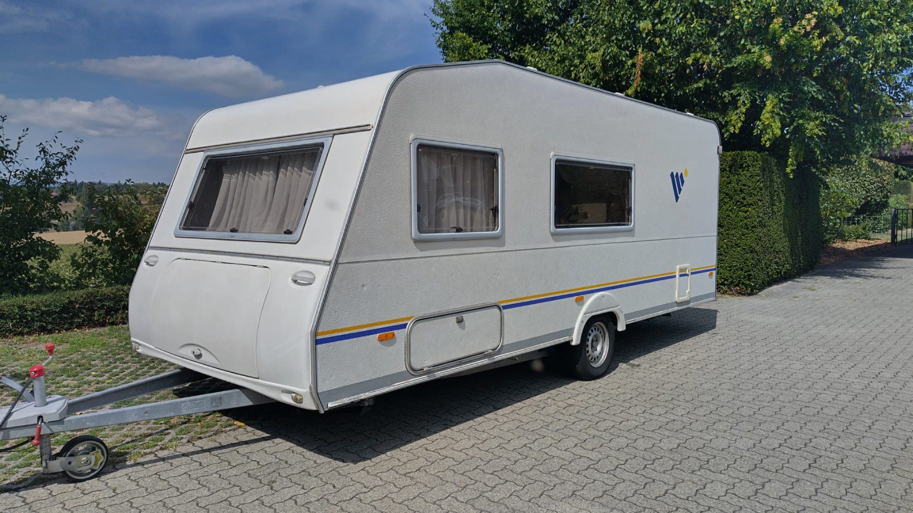 Knaus Camping Fahrzeuge: Wohnwagen Knaus Vimara 500 – Gebraucht aus Schüpfen von Brenners 2
