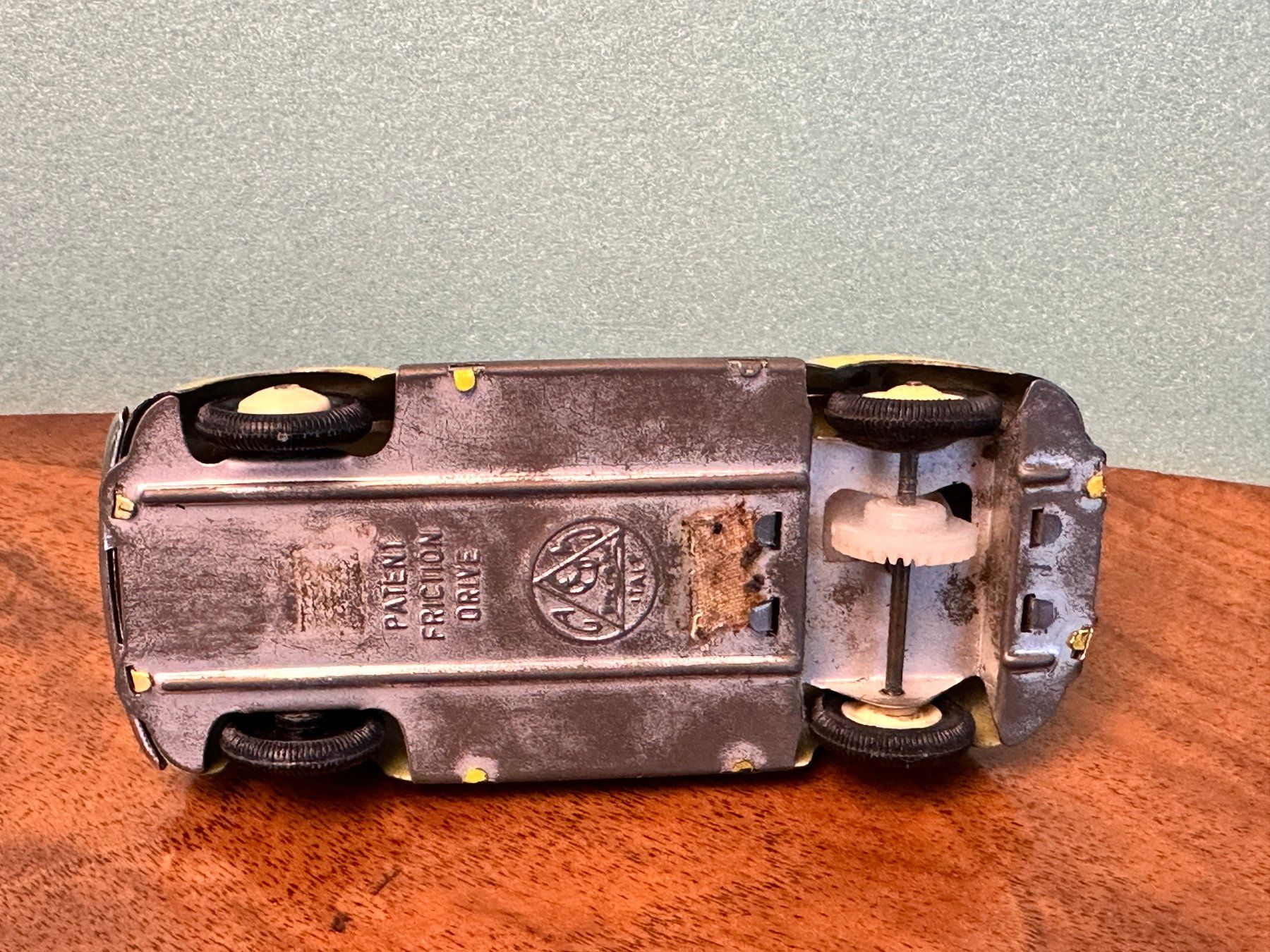 Jouets: Altes Blechauto , VW Käfer "Ovali" , Marchesini Italy – D'occasion à Seuzach par Jage 4