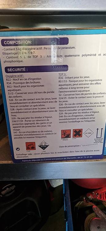 Schwimmbad: Piscine 2 kits entretien par Oxygène actif suractivé – Gebraucht aus leytron von rumi8 1