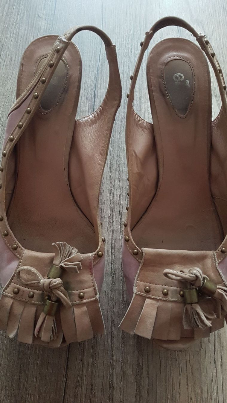 Damenschuhe: Leder Pumps / Schuhe – Gebraucht aus Schöfflisdorf von CrRG21 5