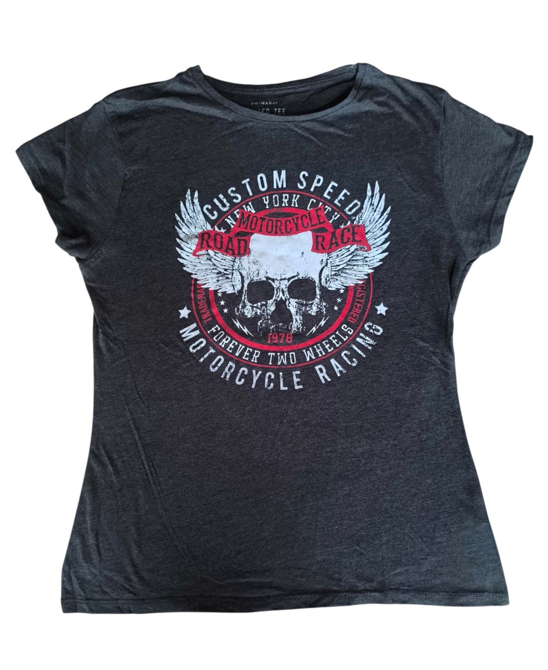 T-shirt: Skull Print T-Shirt - Emo, Gothic, Punk – Nuovo (secondo la descrizione) da Gettnau venduto da Immortal_