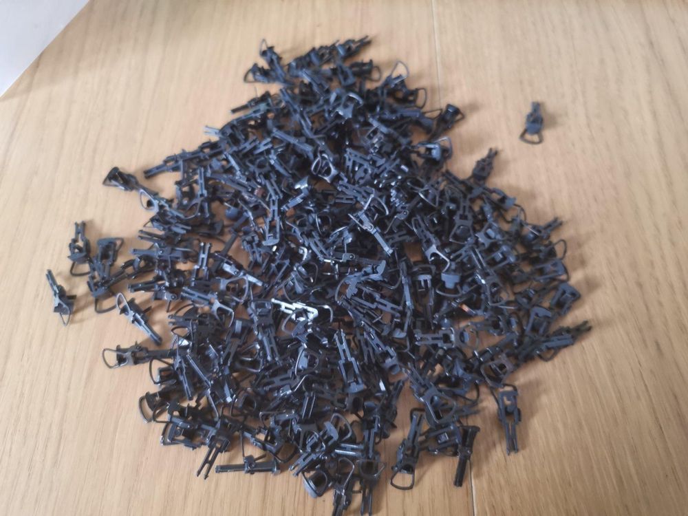Produktbild von Roco 40326 - KK-Kulisse Mit NEM Kupplung, 2 Stück