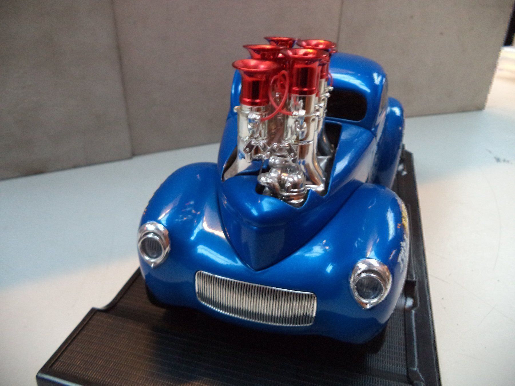 Modellini d'auto: FUNLINE MUSCLE MASCHINES 1:18 – Nuovo e nell'imballaggio originale da Rieden AG venduto da Wirth03 1