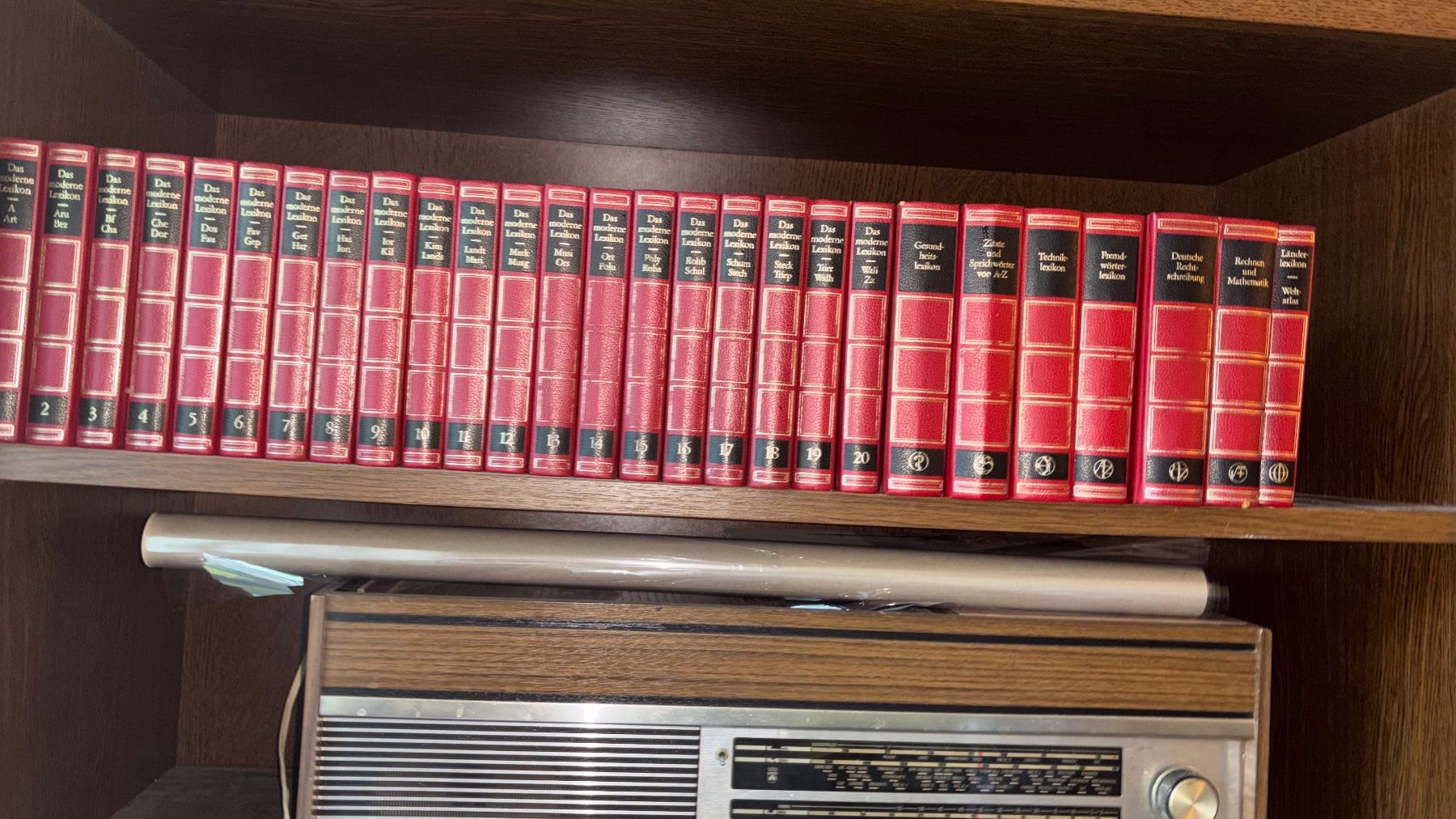 Libri: Grosse rote Lexikon-Sammlung - 25 Baende – Usato da Balsthal venduto da wasserente