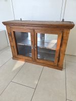 Antike Holzvitrine / Bauernvitrine / Vintage Glasvitrine