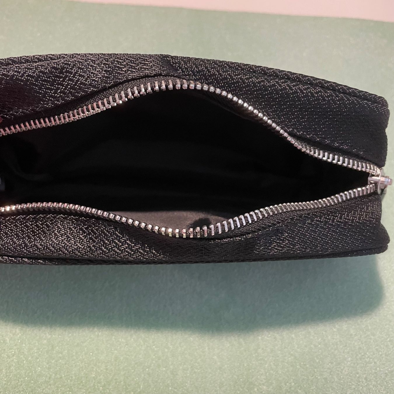 Custodie per cosmetici: NEU: Giorgio Armani Etui, Necessaire – Nuovo e nell'imballaggio originale da Bellach venduto da Lapislazuli_blues 4