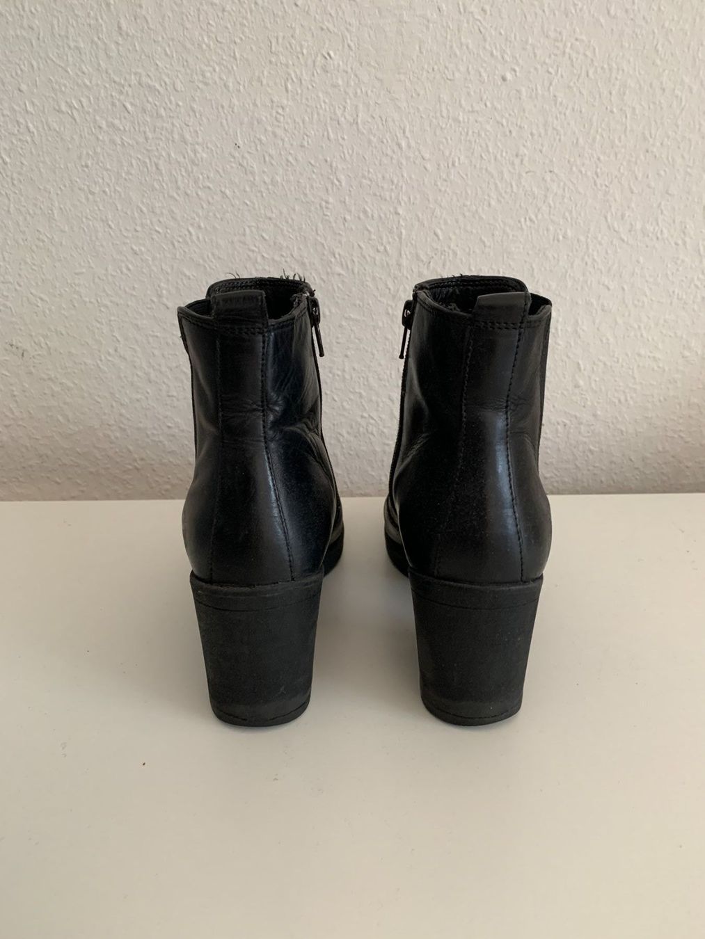 Damenschuhe: Leder Stiefelette schwarz - 38 – Gebraucht aus Zürich von Diazaio 2