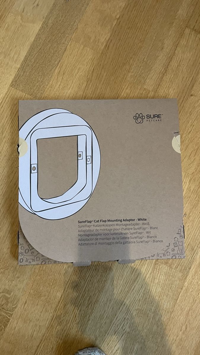 Katzenklappen: SureFlap Montageadapter, weiss – Neu (gemäss Beschreibung) aus Thun von tropponuovo