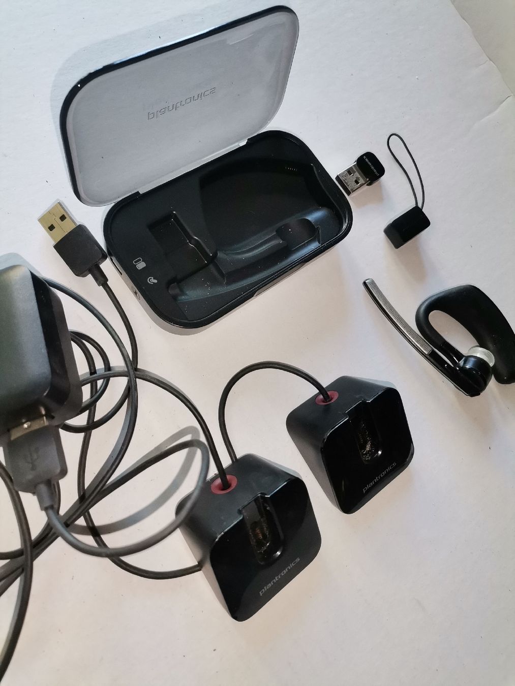 Plantronics Cuffie: Plantronics Voyager Legend Headset – Usato da St. Gallen venduto da Bir_Rer 3