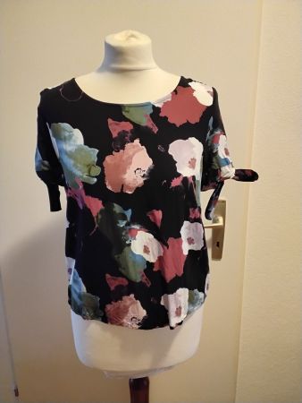 Jolie blouse à fleurs, taille S
