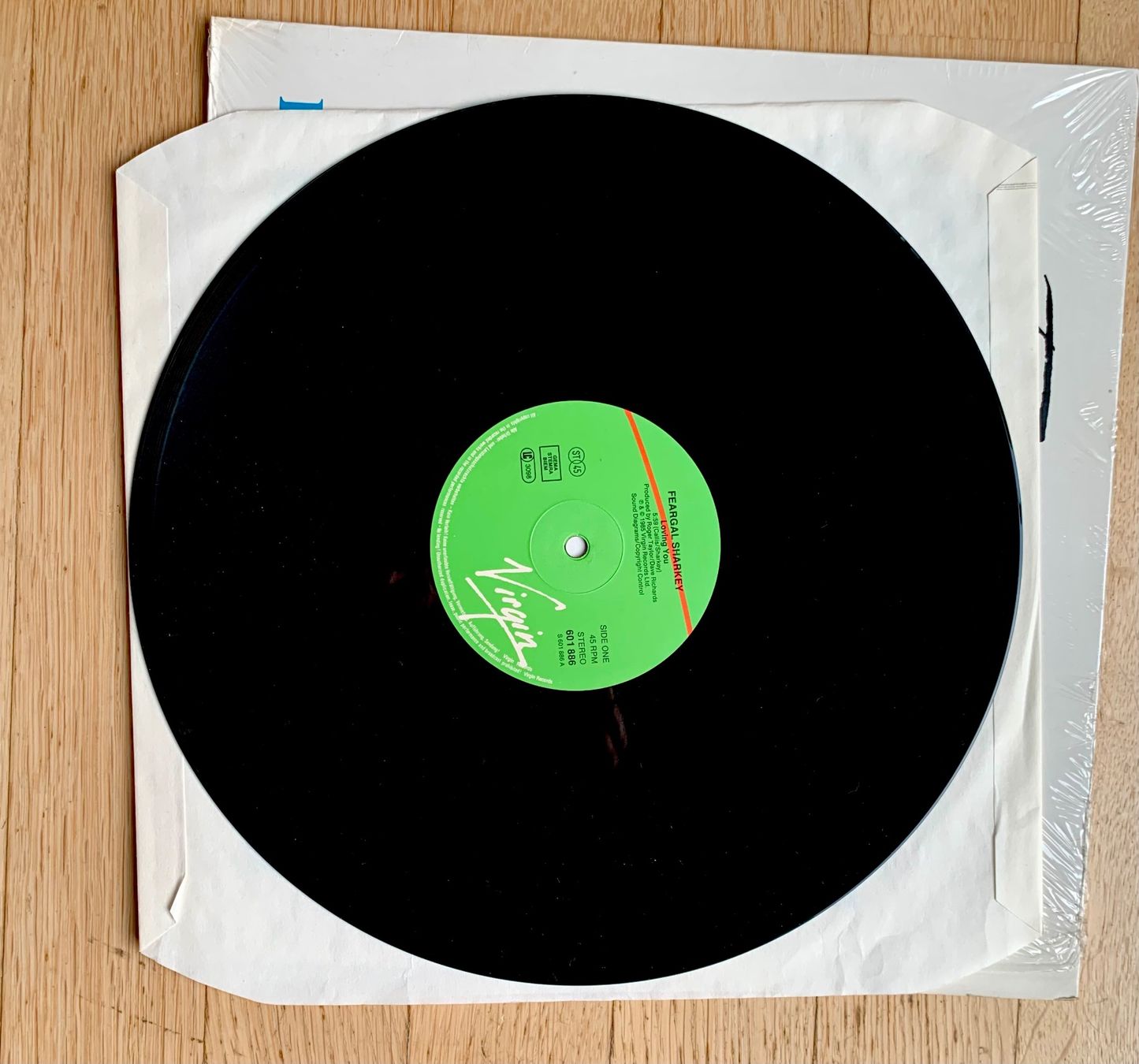 Dischi in vinile: Feargal Sharkey loving you 12" Maxi – Usato da Zürich venduto da Fieber 3