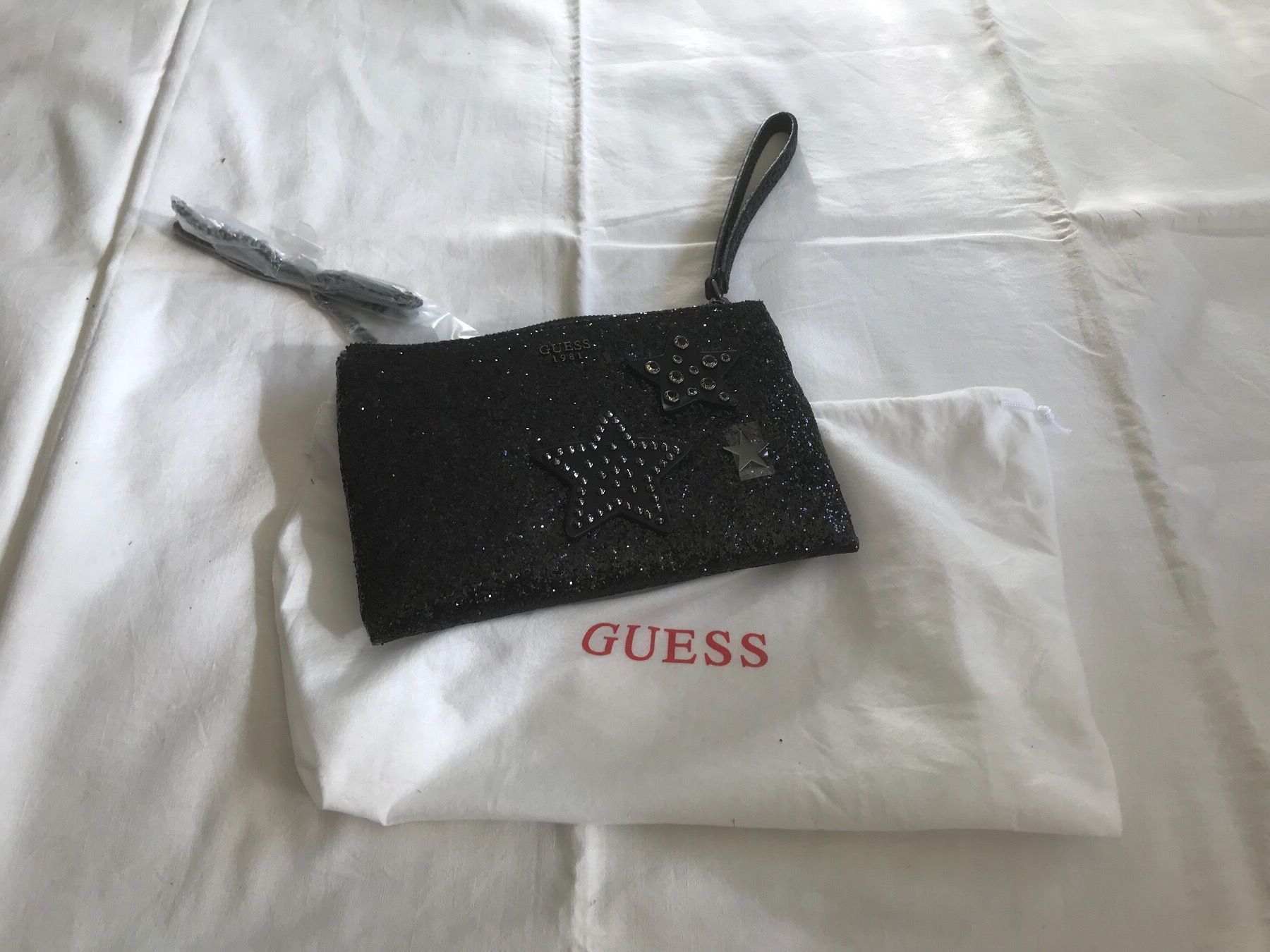 Guess Borse da donna: GUESS Handtasche (Neu) – Nuovo (secondo la descrizione) da Zürich venduto da pie_9tng 3