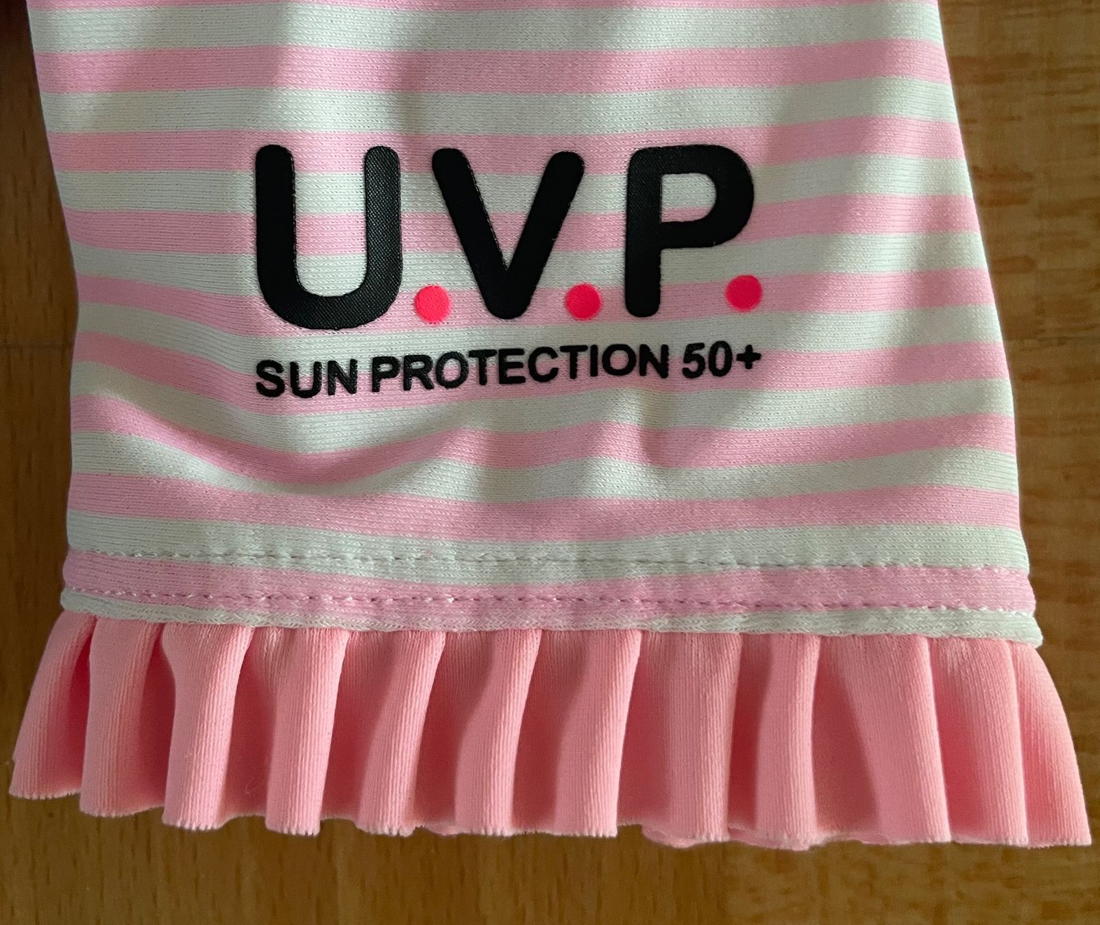 Migros Costumi da bagno: Badeanzug Sun Protect 50+ / Gr. 86 / inkl. Bade-Poncho – Usato da Winterthur venduto da LESA1015 3