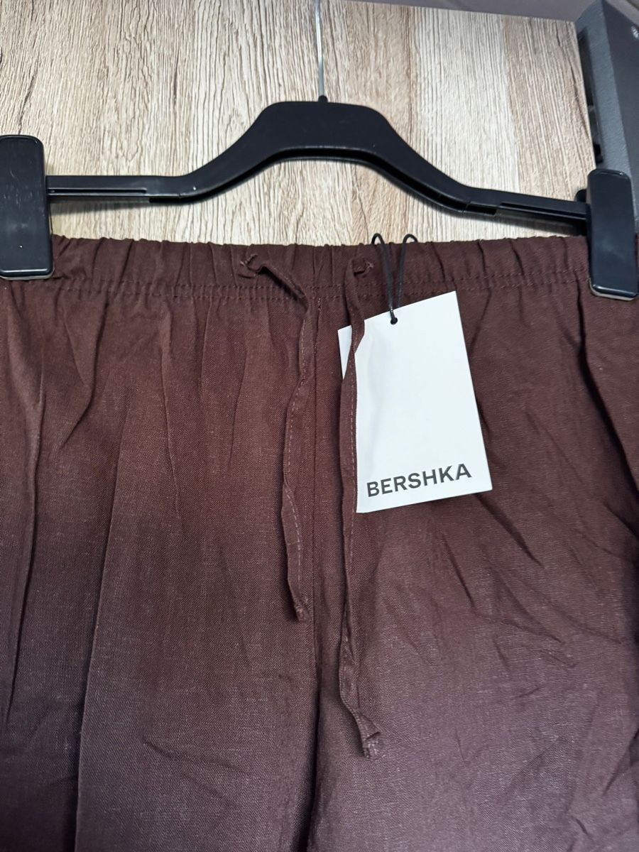 Bershka Pantaloni: Leinenhose braun – Nuovo e nell'imballaggio originale da Oftringen venduto da mar_7f8c 2