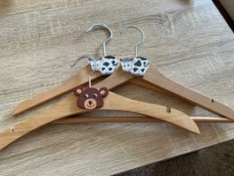 Kinder Kleiderbuegel Holz