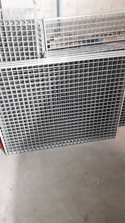 Gitter & Roste: Diverse Metall Gitter – Gebraucht aus Bertschikon Gossau von 0786905727