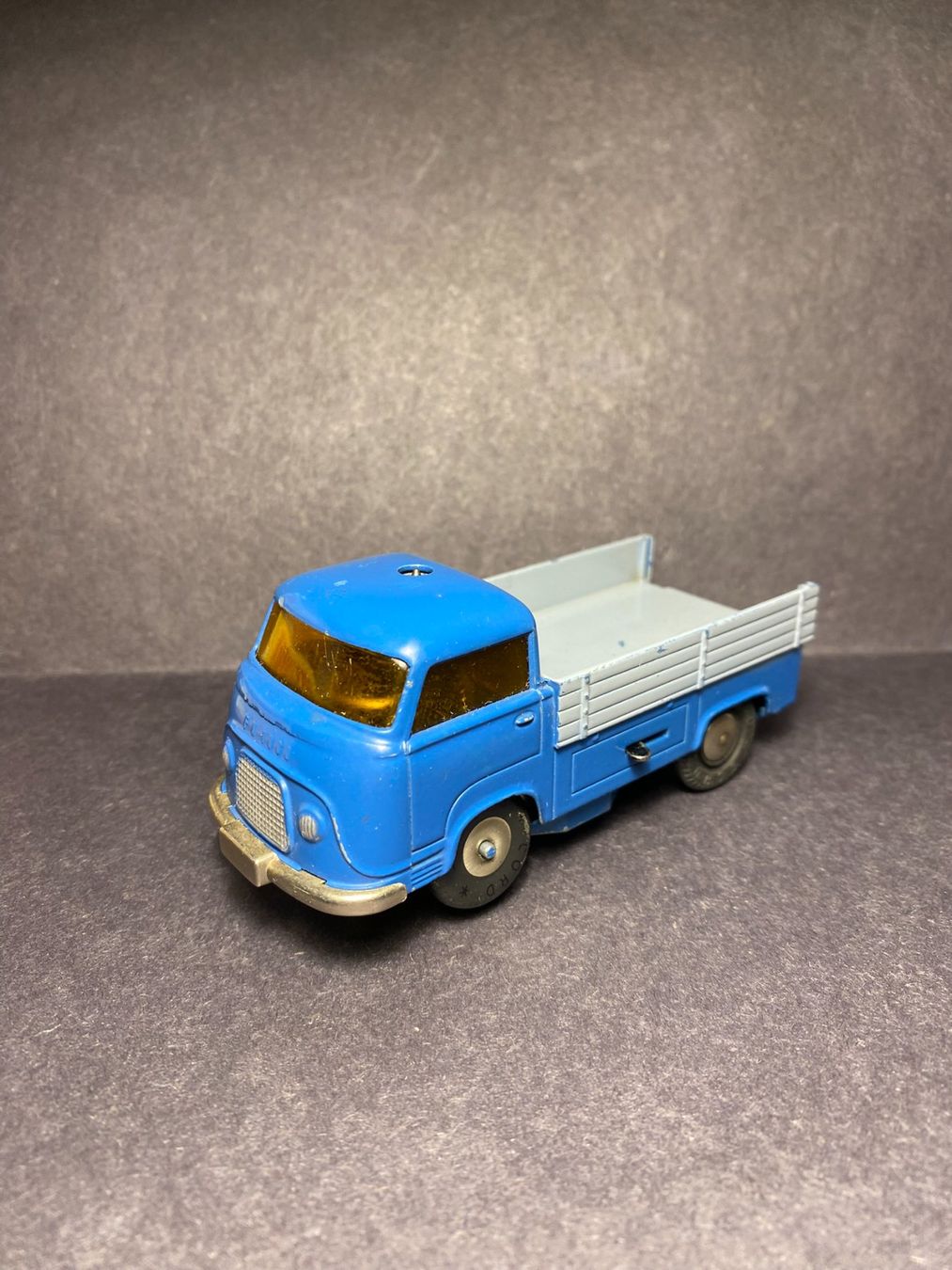 Schuco Modellautos: Ford FK 1000 Transit - Schuco 2099 – Gebraucht aus Spiez von Mlandcruiser