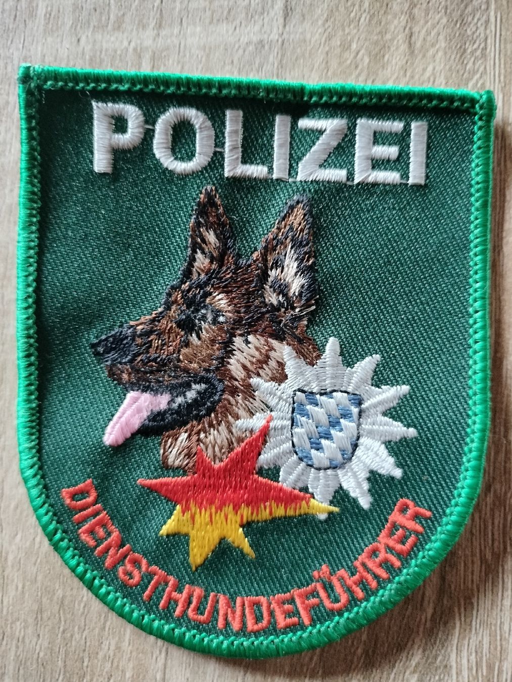 Toppe: Deutsche Polizei, Hundeführer Aufnäher – Nuovo (secondo la descrizione) da Schwanden Sigrisw venduto da cadieux71