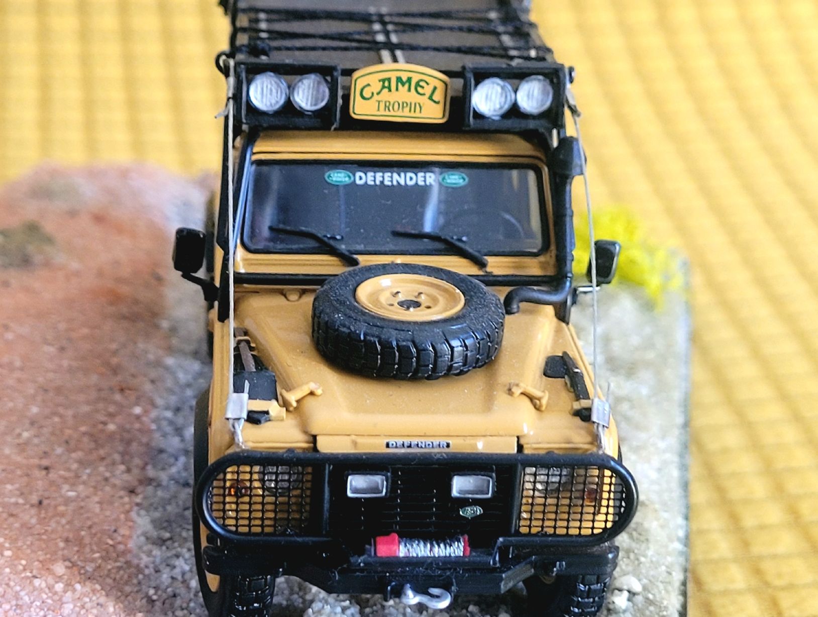 Land Rover Modellini d'auto: Landrover Defender Camel, Almost Real, 1:43 – Nuovo (secondo la descrizione) da Kaltbrunn venduto da Manitowoc 6