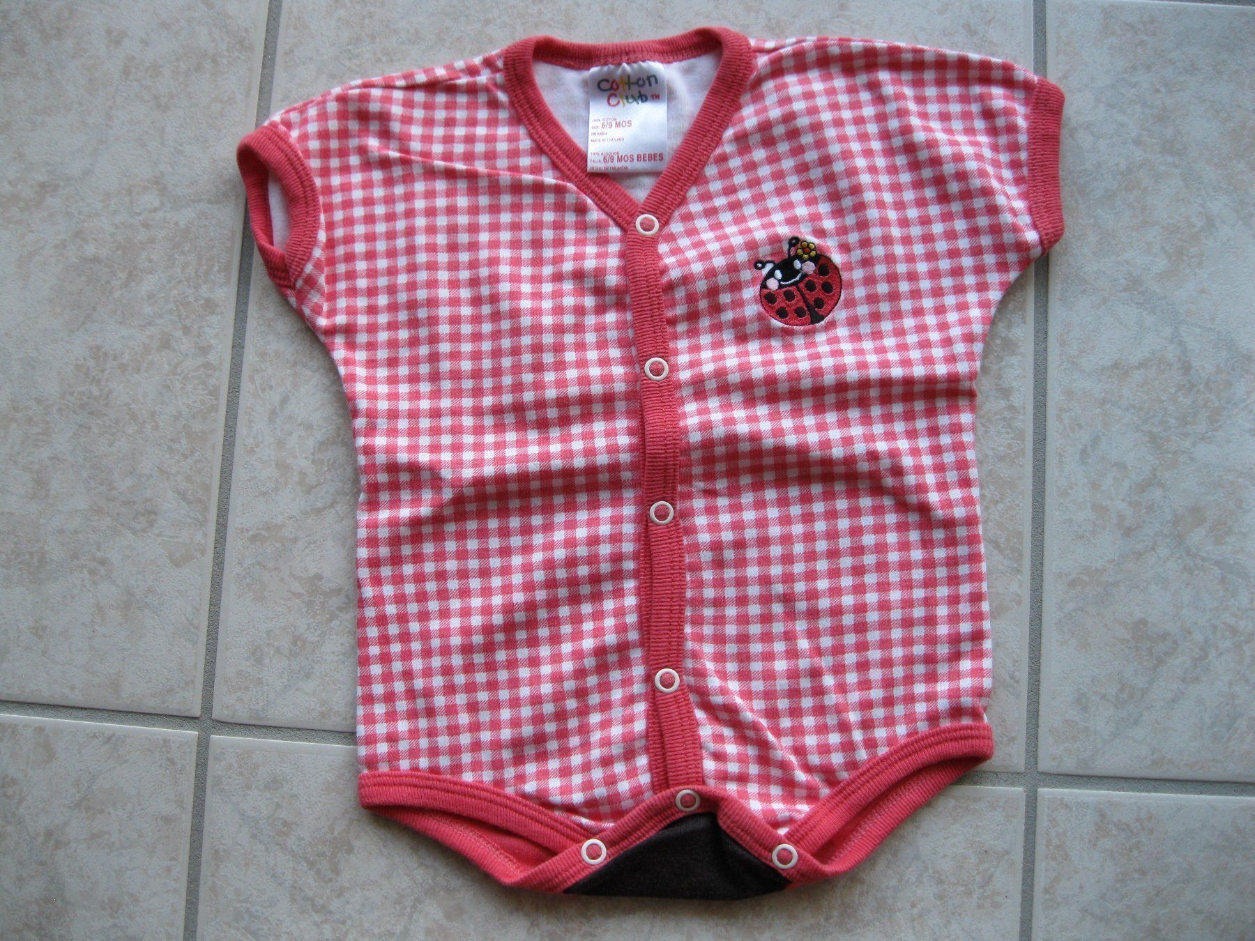 Kleiderpakete & -sets: lot 7 pièces taille 68 – Gebraucht aus vouvry von -tivoli- 1