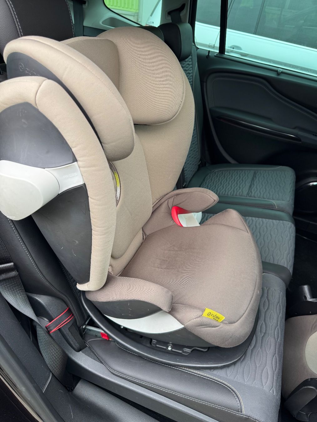 Cybex Auto-Kindersitze: Cybex AutoKinderSitz mit isofix – Gebraucht aus Zollikofen von man_5zhm 3