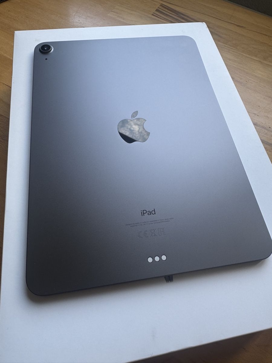 Apple Tablet PC: iPad Air 4  wie Neue  – Neu (gemäss Beschreibung) aus Bern von Picatcho 1