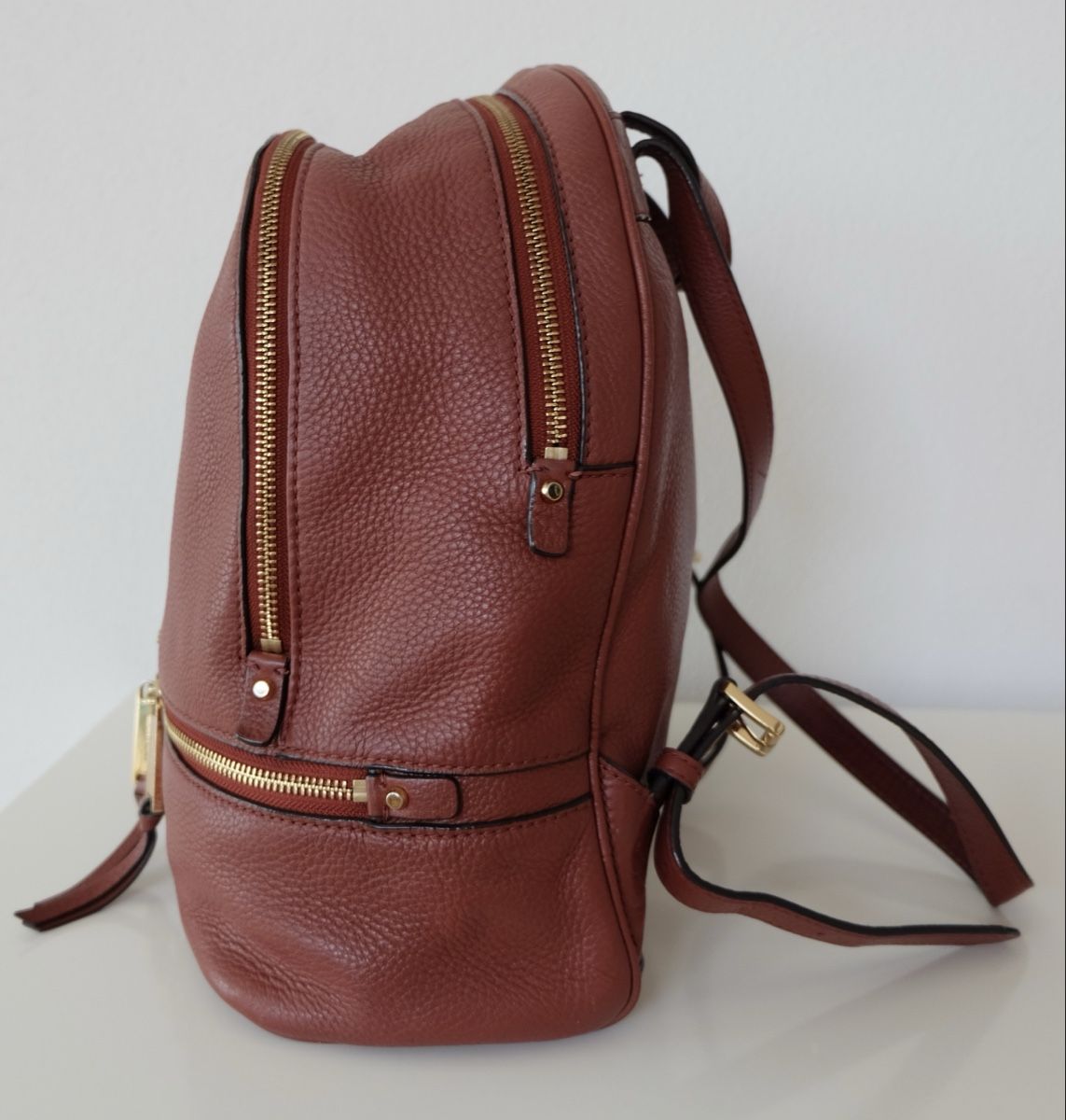 Michael Kors Zaini:  Michael Kors Leder Rucksack gebraucht – Usato da Kriens venduto da J.Iten 2