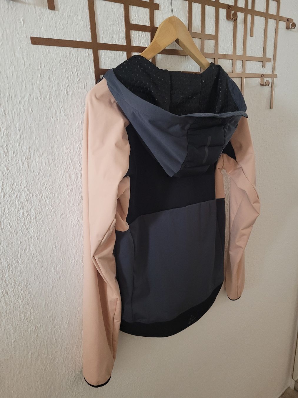 Craft Lotti di vestiti: Completo sport CRAFT – Usato da S. Antonio venduto da gio_lht8 1