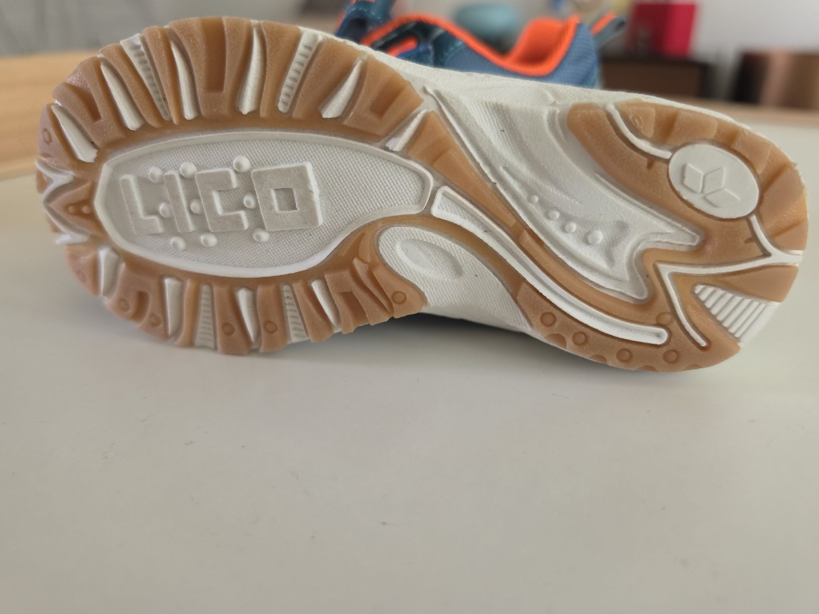 Scarpe per ragazzi: LICO Kinder Turnschuhe Grösse 26 – Usato da Wädenswil venduto da kiki48 2