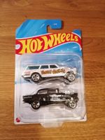 Hot Wheels 2er-Set: Family Hauler & 55 Chevy Bel Air!