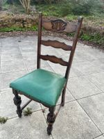 6 chaises vintages en bois massif, assise verte