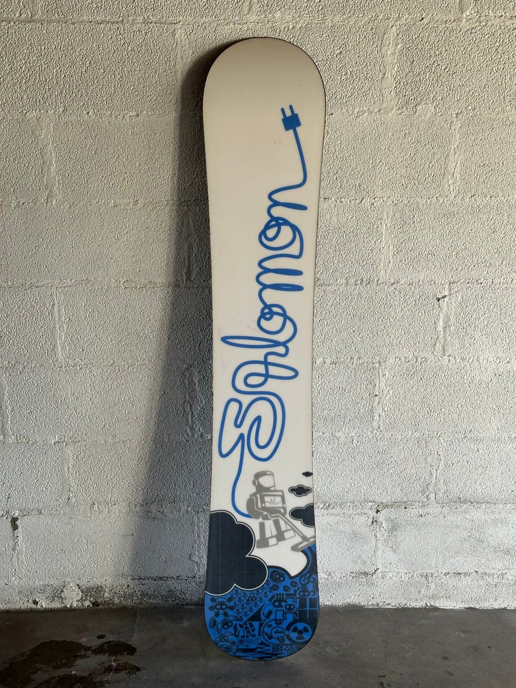 Salomon Board: Snowboard Salomon Prospect 157 - Design Robot Retro – Usato da Villars-sur-Glâne venduto da Quadrien 2