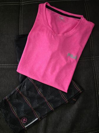 Fila Shirt in Pink und 3/4 Leggings Ktec Gr. S zu verkaufen