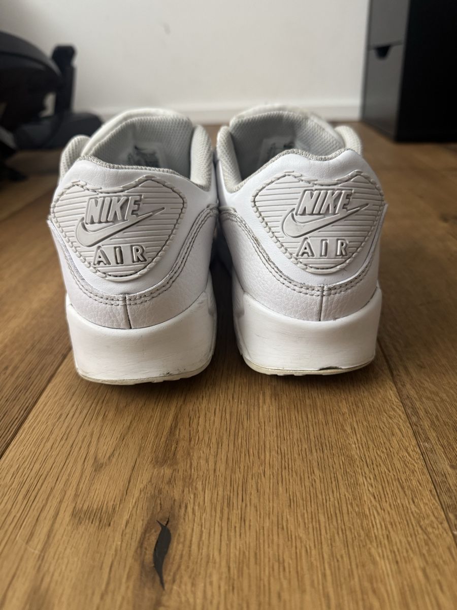 Nike Scarpe da uomo: Airmax 90 Weiss Grösse 42 – Usato da Rapperswil SG venduto da dia_p6d7 2