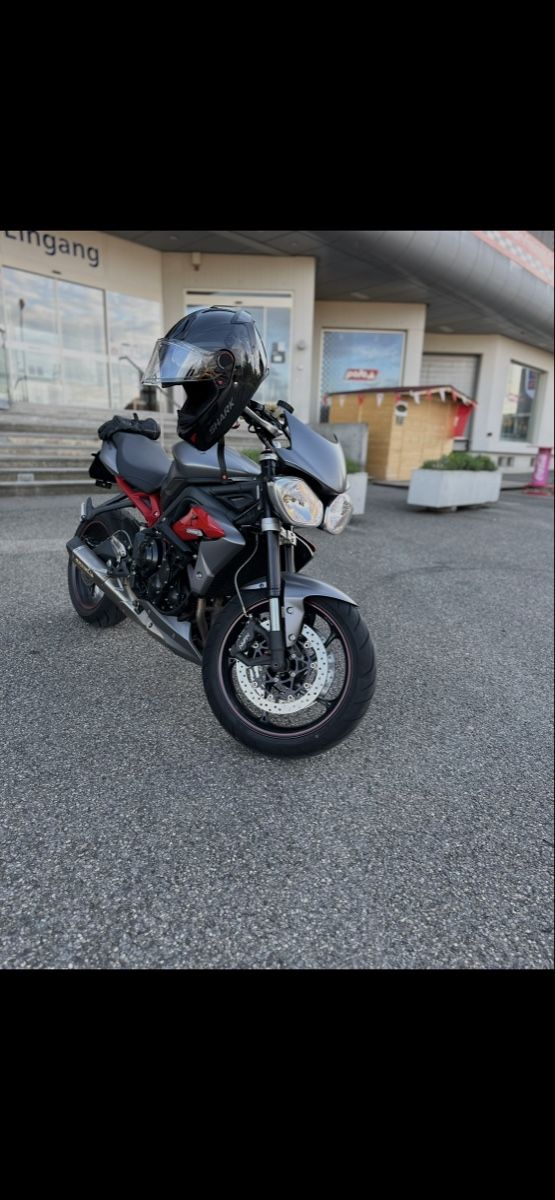Triumph Route: Triumph street triple R – D'occasion à Ostermundigen par cercel.Ion