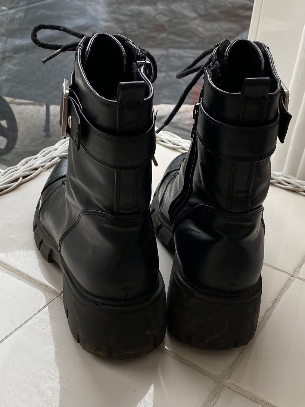 Scarpe per ragazze: Stiefeletten, Gr.36 – Usato da Vezia venduto da luce2011 2