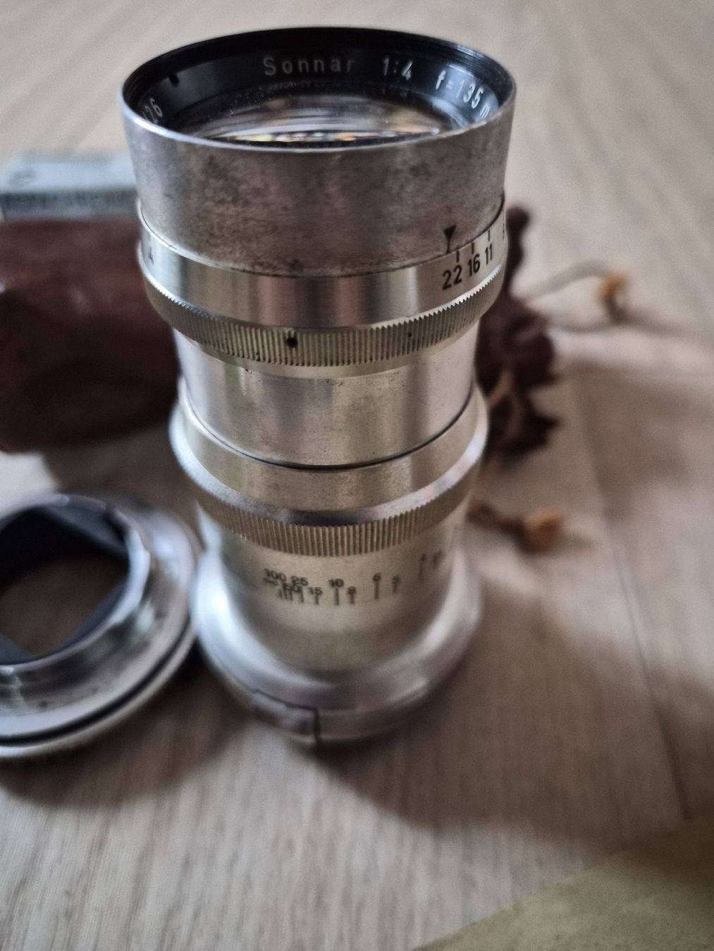 Objectifs: Objectifs Zeiss Tessar Sonnar et accessoires – D'occasion à La Joux FR par car_ck96 1